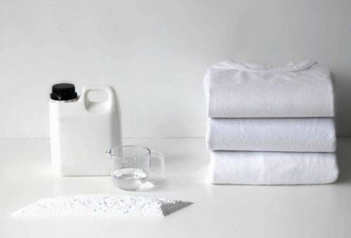 Nous retournons la couleur blanche aux choses grisées