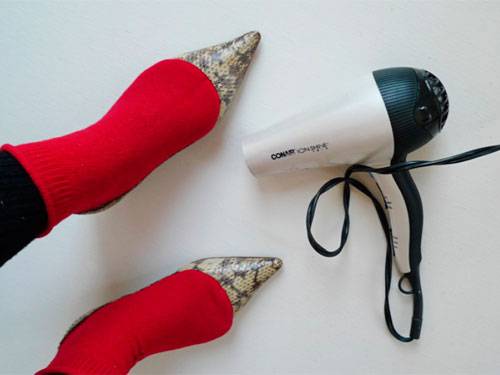 Chaussures stretch à la maison