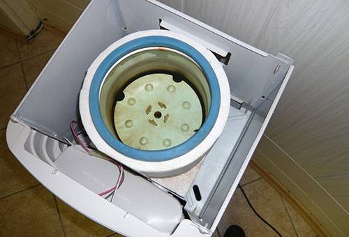 Refroidisseur d'eau démonté