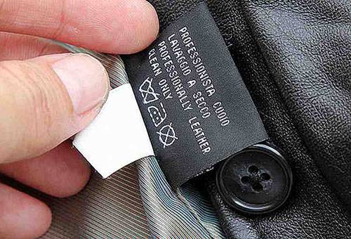 Étiquette de veste en cuir