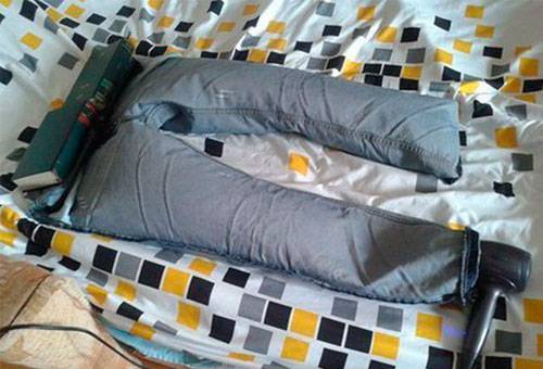 Sécher les jeans avec un sèche-cheveux