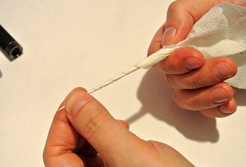 Nettoyage de la batterie de l'e-cigarette