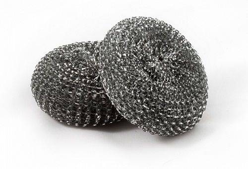 gant de toilette en métal