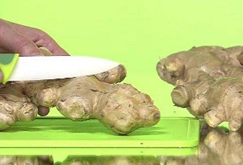 peler le gingembre