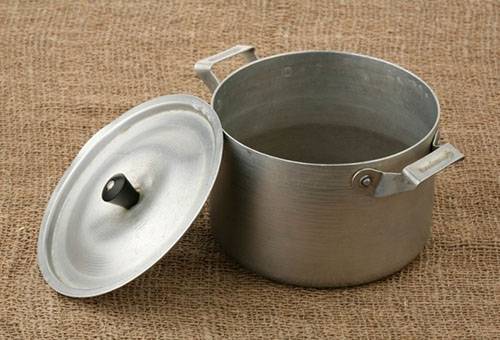 Casserole en aluminium