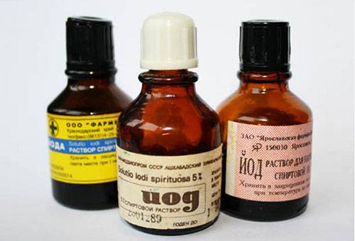 L'iode dans des bocaux