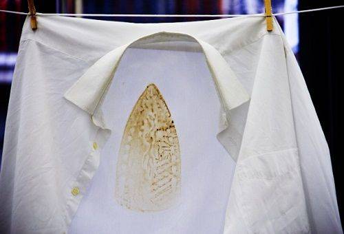 trace du fer sur la chemise