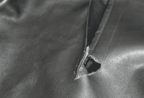 Torsion de cuir déchiré