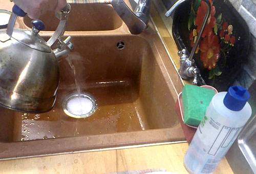 Blocage de la soude caustique