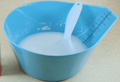 détachant sur le canapé