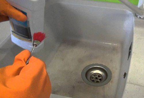 nettoyant évier en pierre artificielle