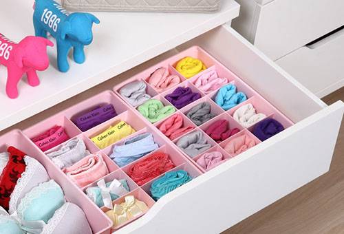 Stockage de vêtements dans un camouflage