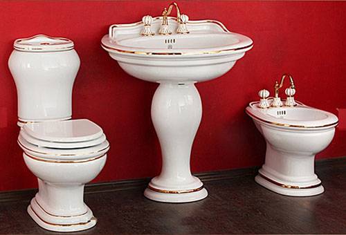 Sanitaires en porcelaine - cuvette, évier, bidet