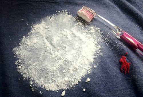 Enlever les taches grasses avec du soda