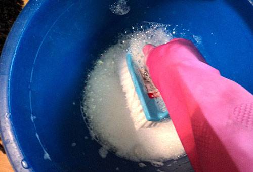 Nettoyeur de tapis en mousse