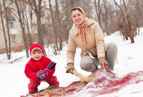 nettoyage de tapis dans la neige