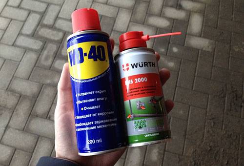 Outils pour le traitement des serrures et des charnières