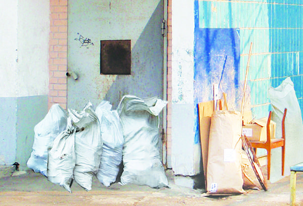 Débris à l'entrée