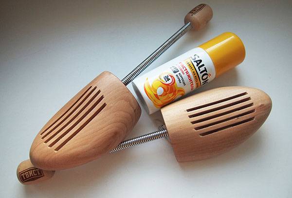 Civière de chaussure