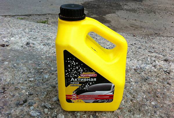 Cartouche de lave-auto en mousse active