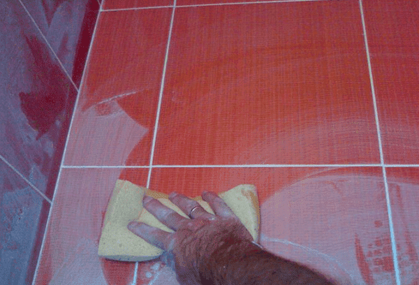 nettoyage de carreaux de céramique