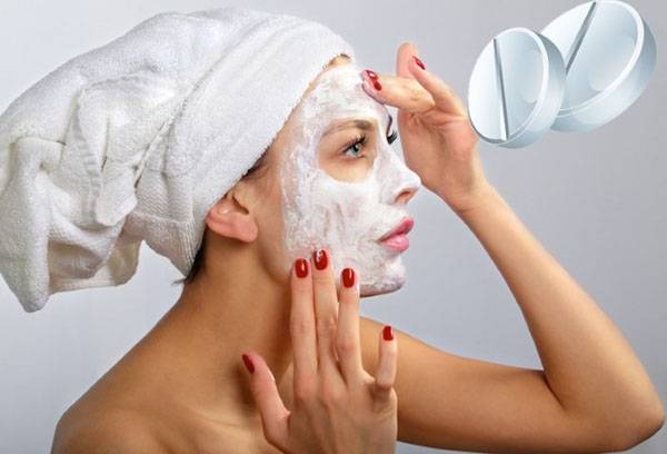 Masque facial d'aspirine