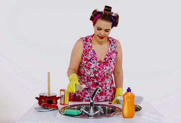 Nettoyage des éviers de cuisine