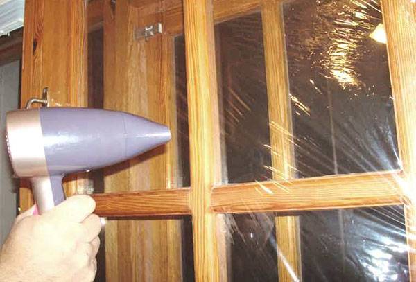 Film rétractable pour fenêtres