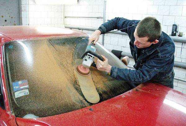 Verre de polissage Lada