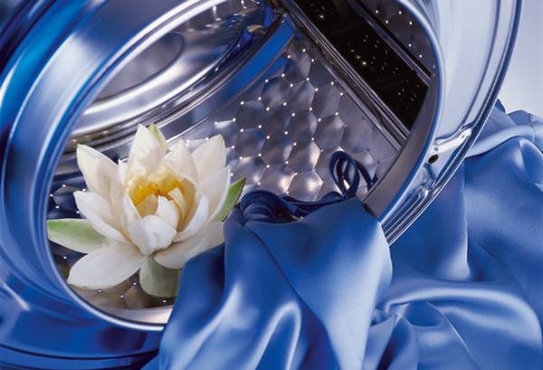 Tissu en soie avec machine à laver