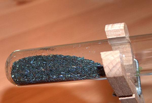 Cristaux de permanganate de potassium