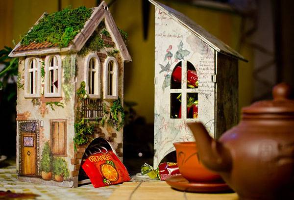 Découpage sur les maisons de thé