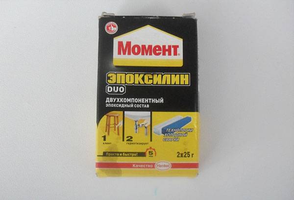 Moment d'argile époxyline