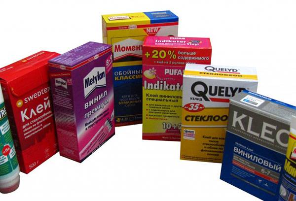 Types de colle pour papier peint