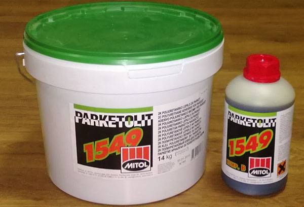 Adhésif polyuréthane à deux composants