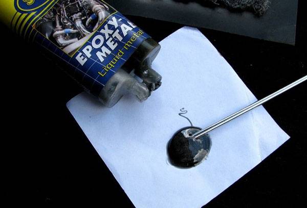 Dilution de colle époxy