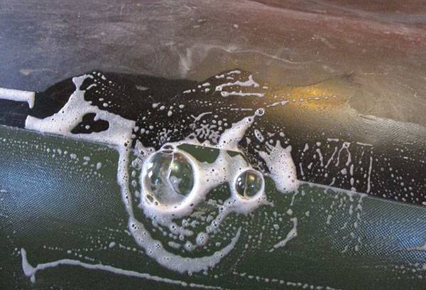 Détection de dommages aux bateaux gonflables