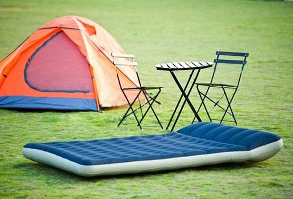 Matelas d'air de camping