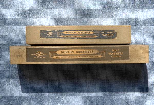 Arkansas (Novakulit) pour affûter des couteaux