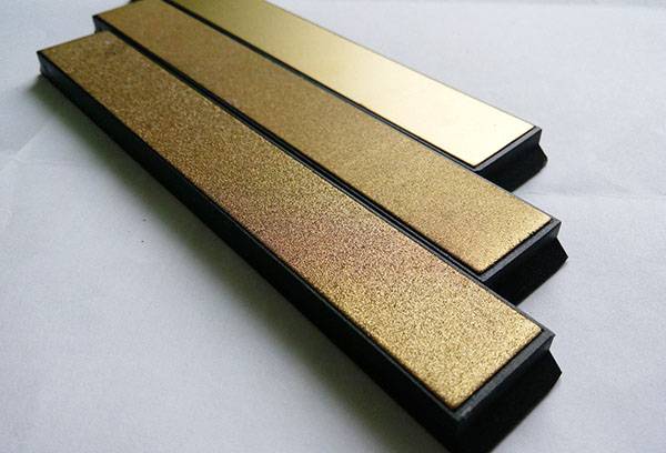 Trois types de granularité des pierres à aiguiser