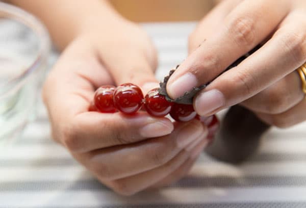 Bracelet d'ambre polissage