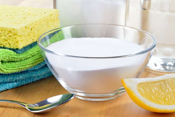 Coupe avec du bicarbonate de soude