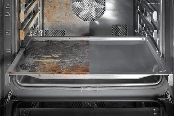 Four avant et après nettoyage pyrolytique