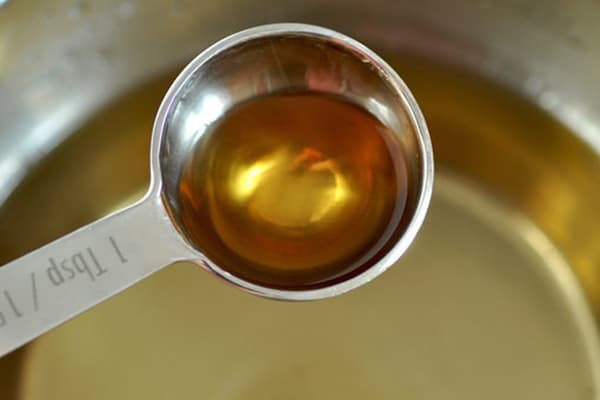 Sirop sans alcool pour l'imprégnation de biscuits