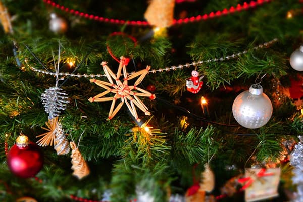 Sapin de Noël artificiel en PVC