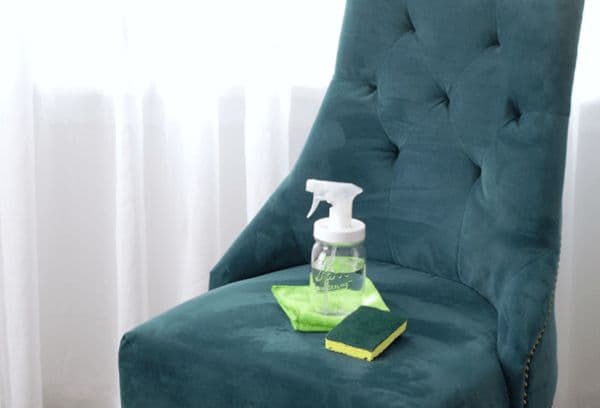 Nettoyage de meubles