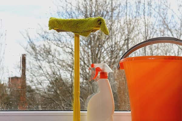 Equipement pour laver les vitres