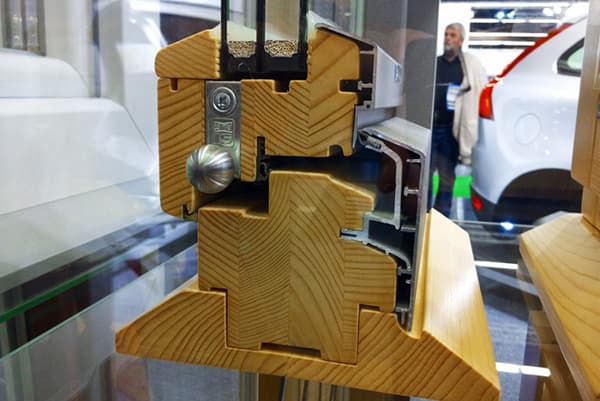 Profil de fenêtre en bois