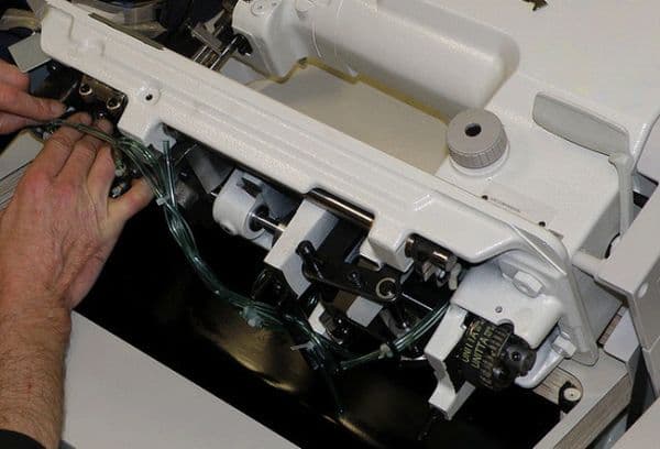 Réparation de machines à coudre