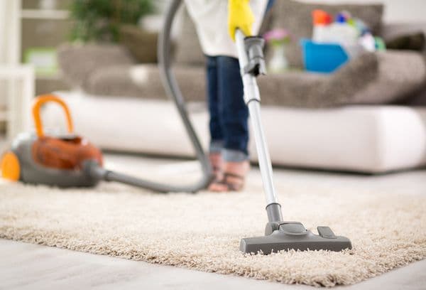 aspirer un tapis